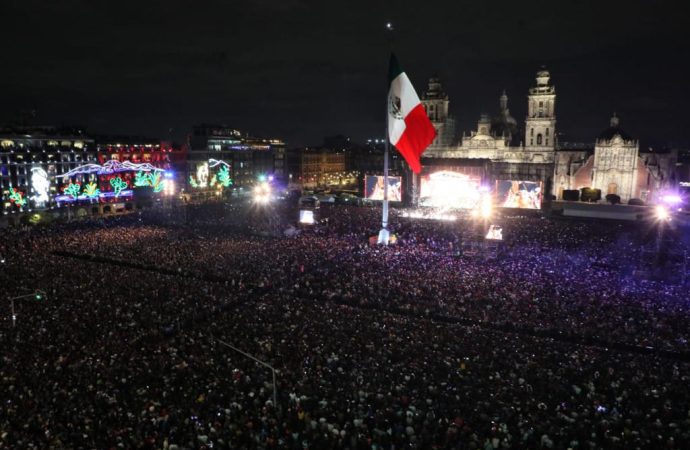 Rompe Grupo Firme récord de asistencia en el Zócalo con más de 280 mil personas