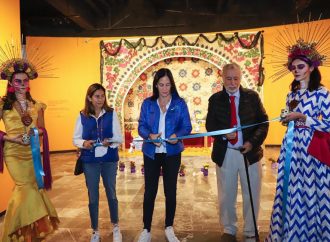 Inauguran altar de muertos dedicado a víctimas de feminicidio en Álvaro Obregón