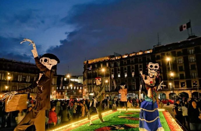 Habrá espectáculo de luces en día de muertos en el Zócalo