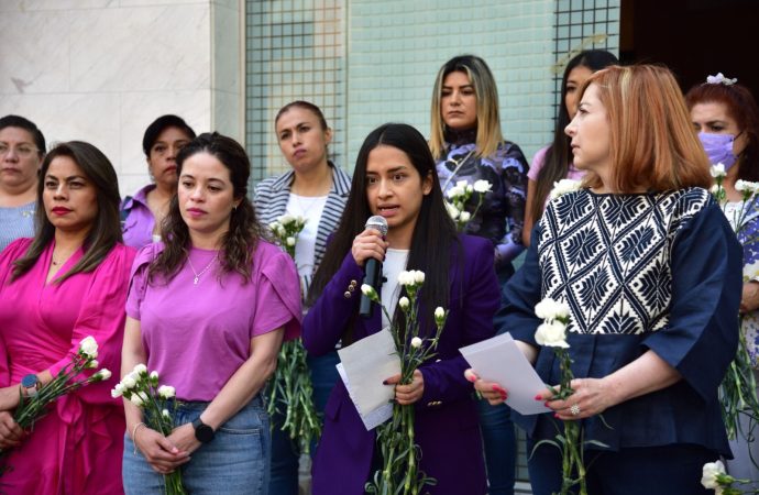 Señalan que Sheinbaum ‘dio la espalda a las mujeres’