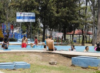 Visitan parques acuáticos de ÁO más de 3 mil personas