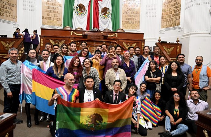 Instalan parlamento de las personas LGBTTTI+ 2023