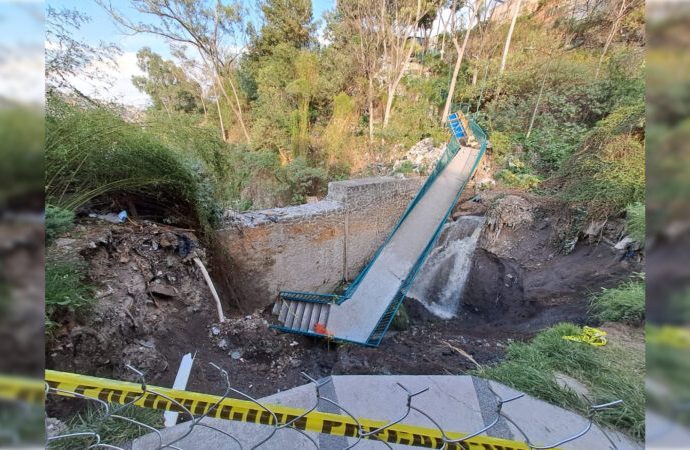 Colapsó el Puente de las Aves en ÁO