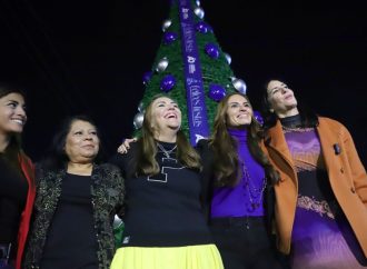 Inicia Lía Limón festejos navideños en la ÁO