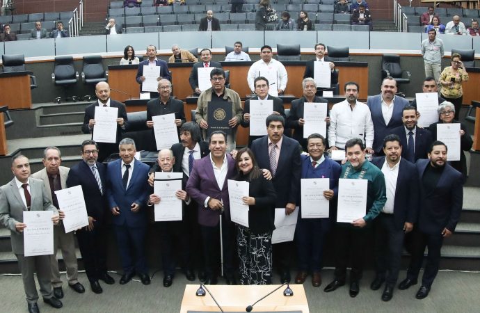 Reconocen en el Senado de la República a ‘Leyendas de la Marimba Chiapaneca’