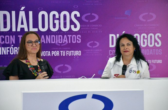 Sólo Margarita Saldaña asistió a dialogar con empresarios de la CANACO