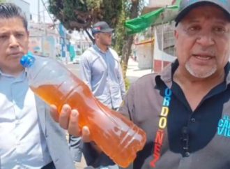 Constató Daniel Ordoñez la presencia de agua contaminada en la colonia Gabriel Ramos Millán