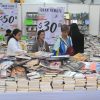 Gran remate de libros y películas en el Monumento a la Revolución